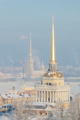 el Almirantazgo durante el invierno